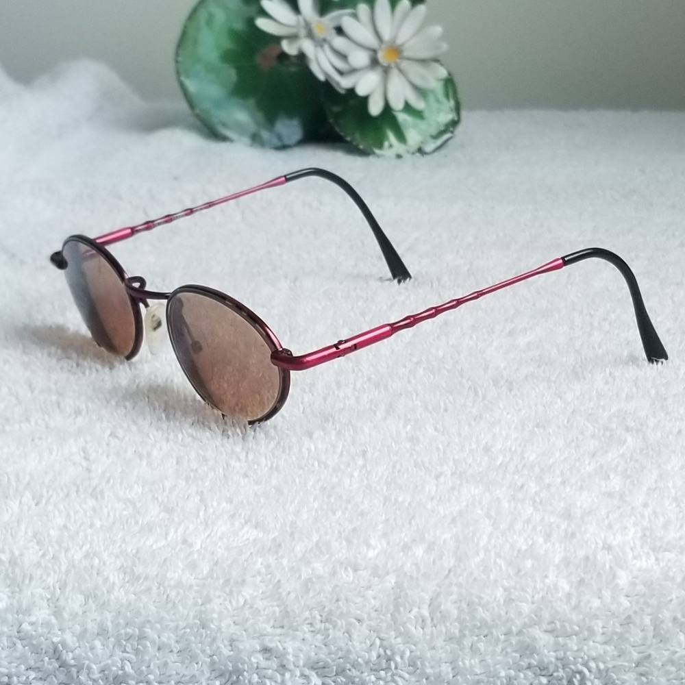 Super Awesome Red Italian Rx Glasses by Eyetel - Picture 2 of 7